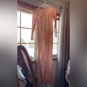 Sequin dress. Small